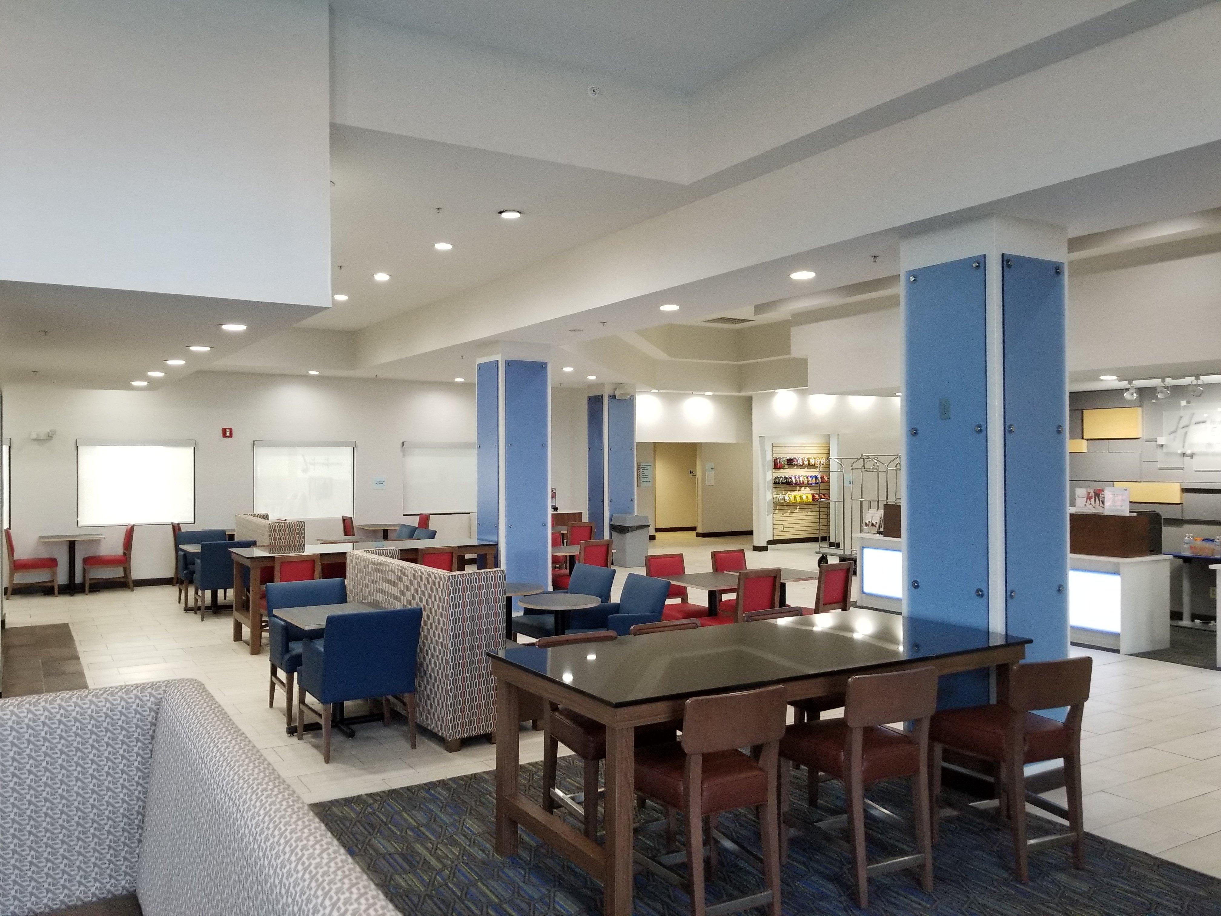 Holiday Inn Express Birch Run-Frankenmuth Area By Ihg Ngoại thất bức ảnh