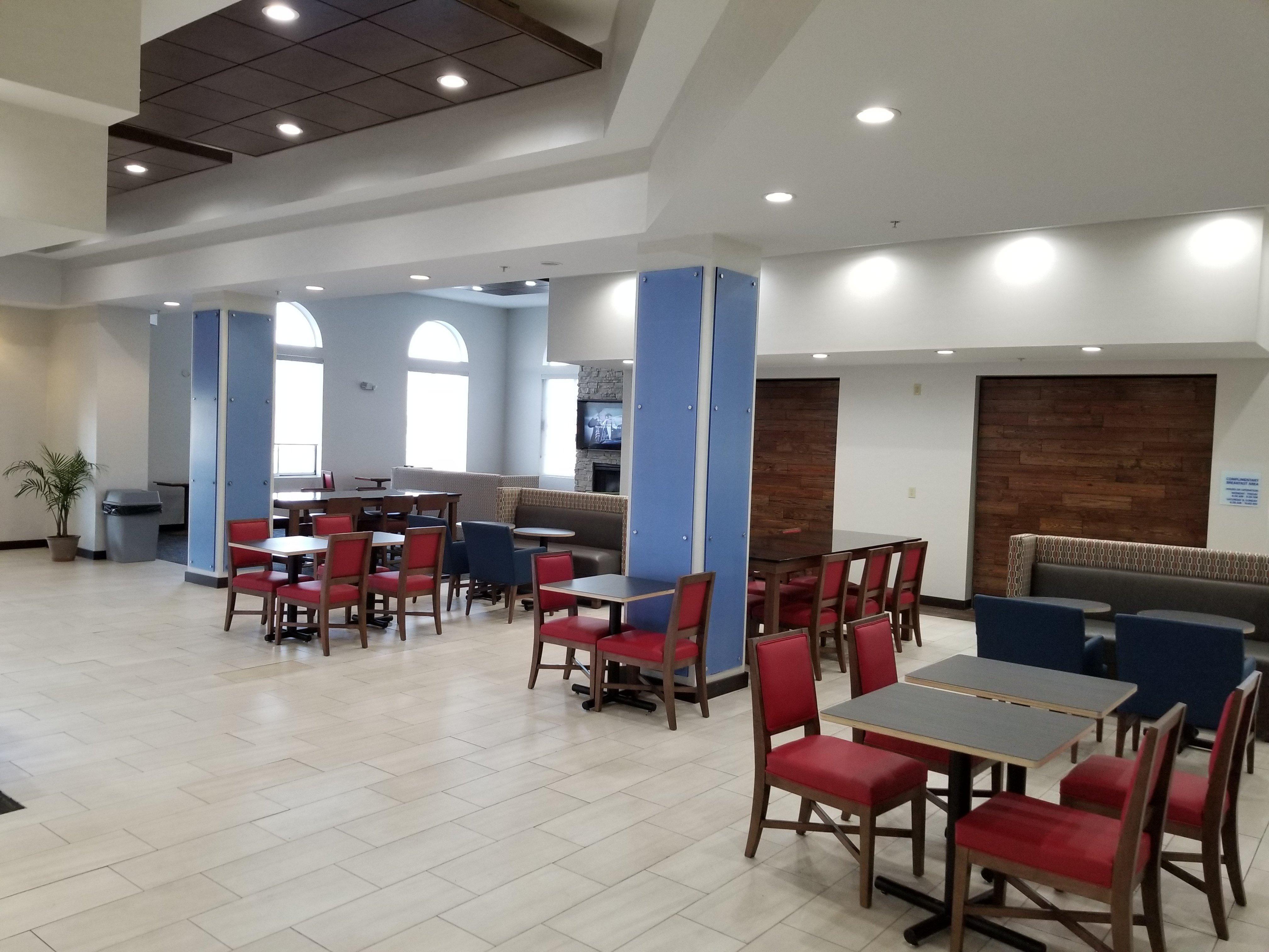 Holiday Inn Express Birch Run-Frankenmuth Area By Ihg Ngoại thất bức ảnh