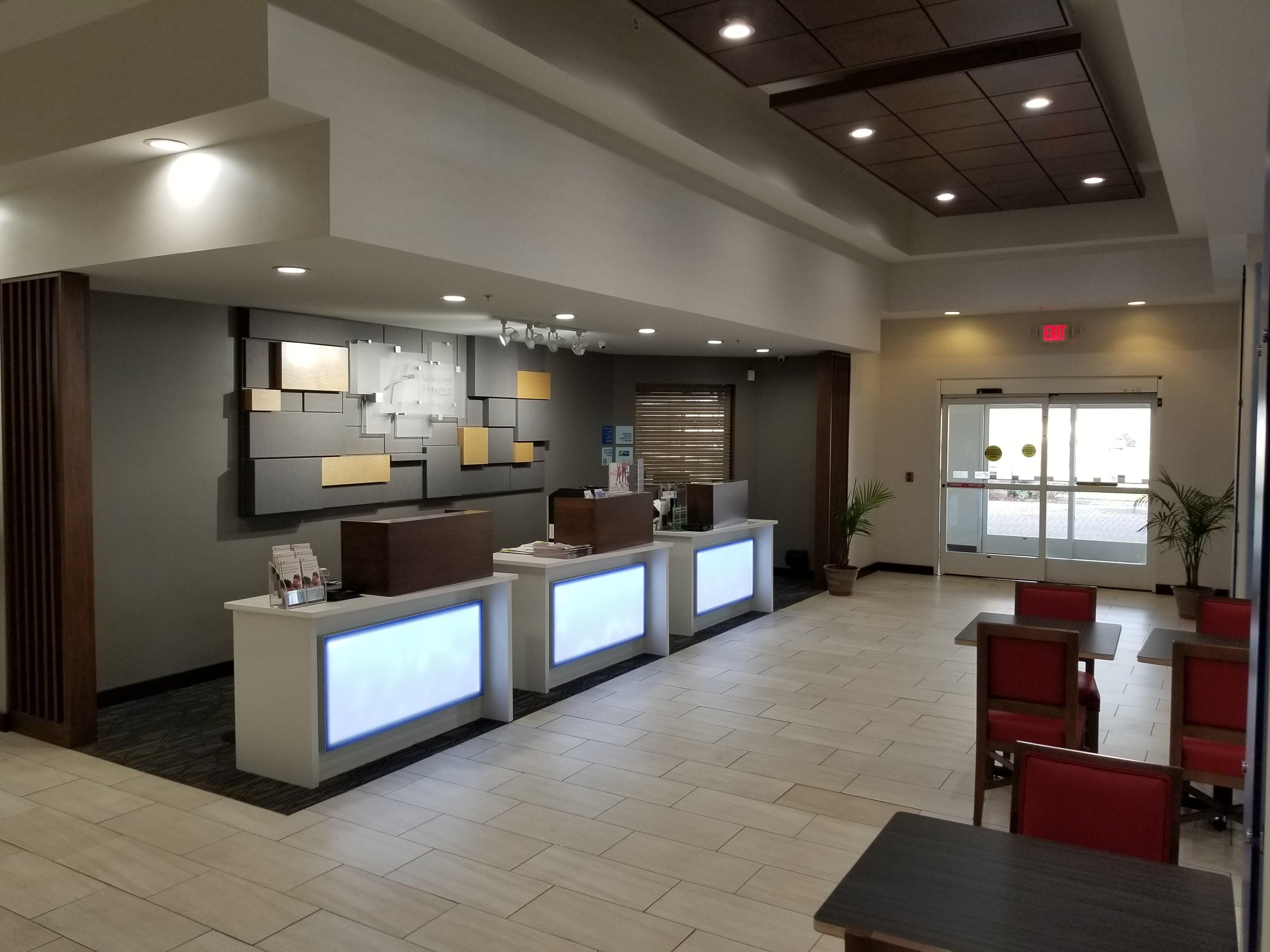 Holiday Inn Express Birch Run-Frankenmuth Area By Ihg Ngoại thất bức ảnh