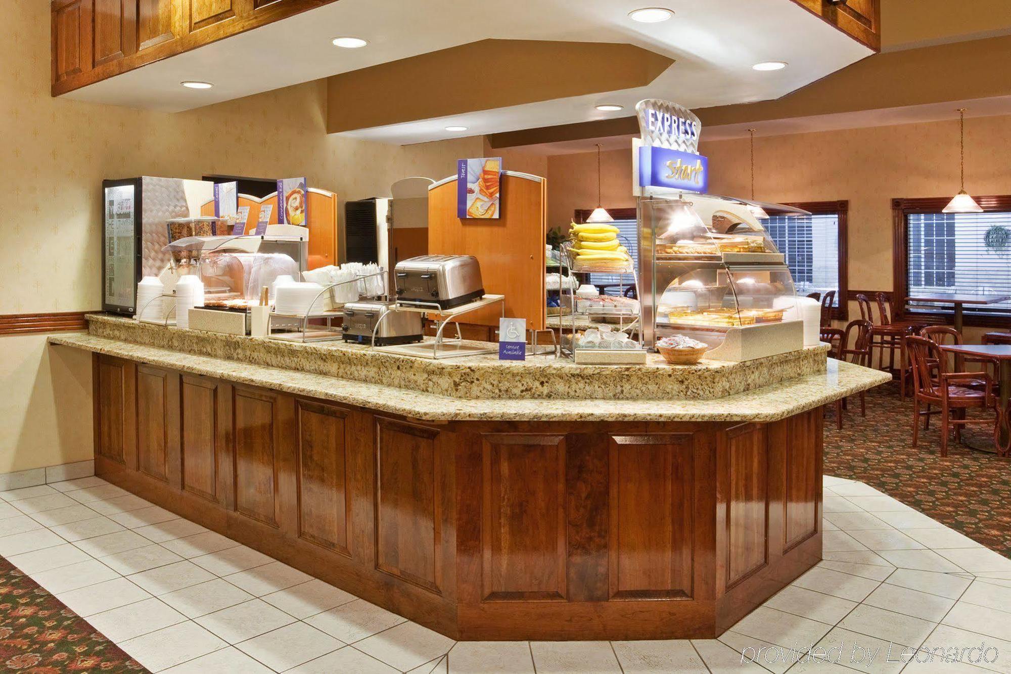 Holiday Inn Express Birch Run-Frankenmuth Area By Ihg Ngoại thất bức ảnh