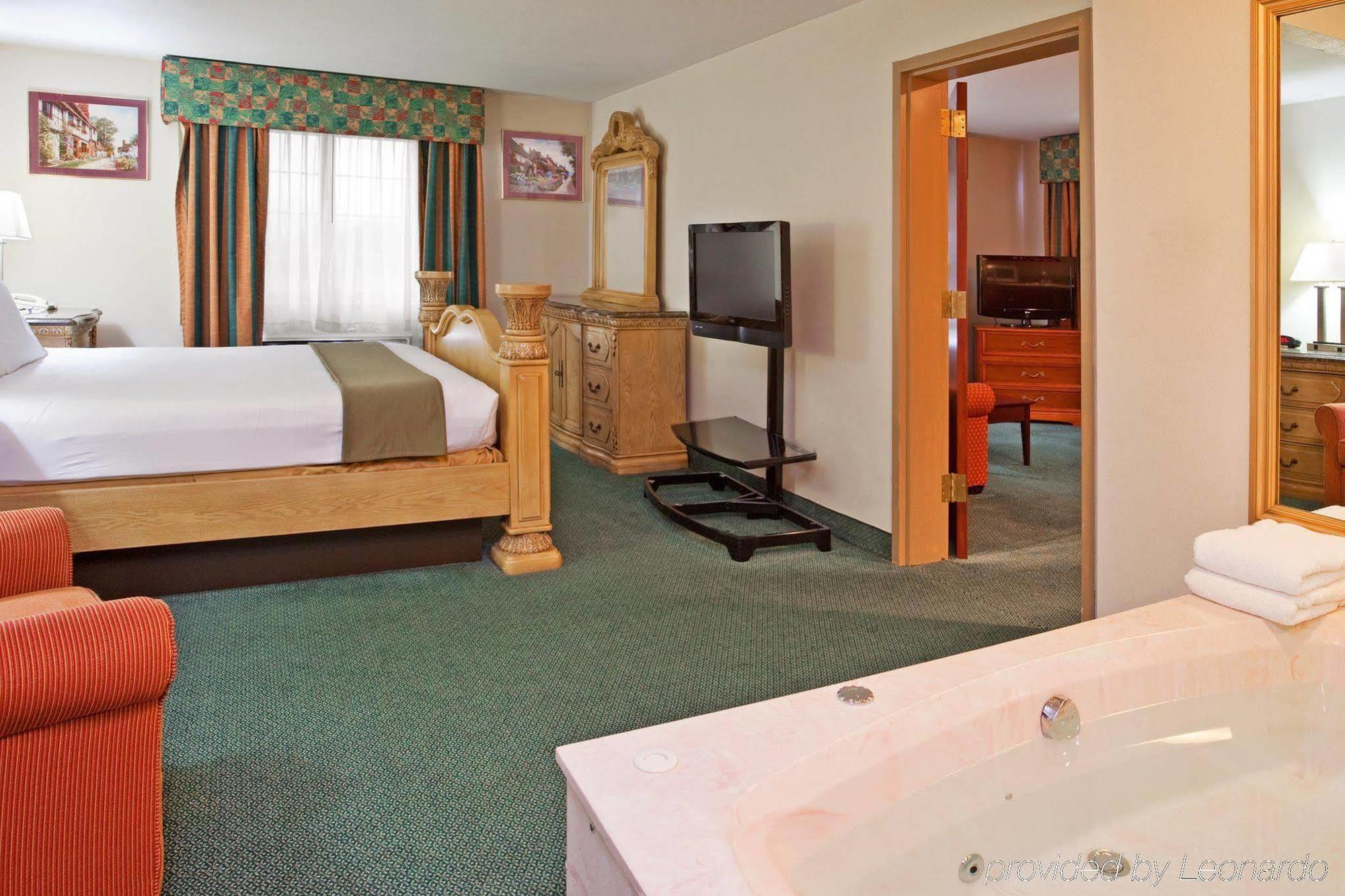 Holiday Inn Express Birch Run-Frankenmuth Area By Ihg Phòng bức ảnh