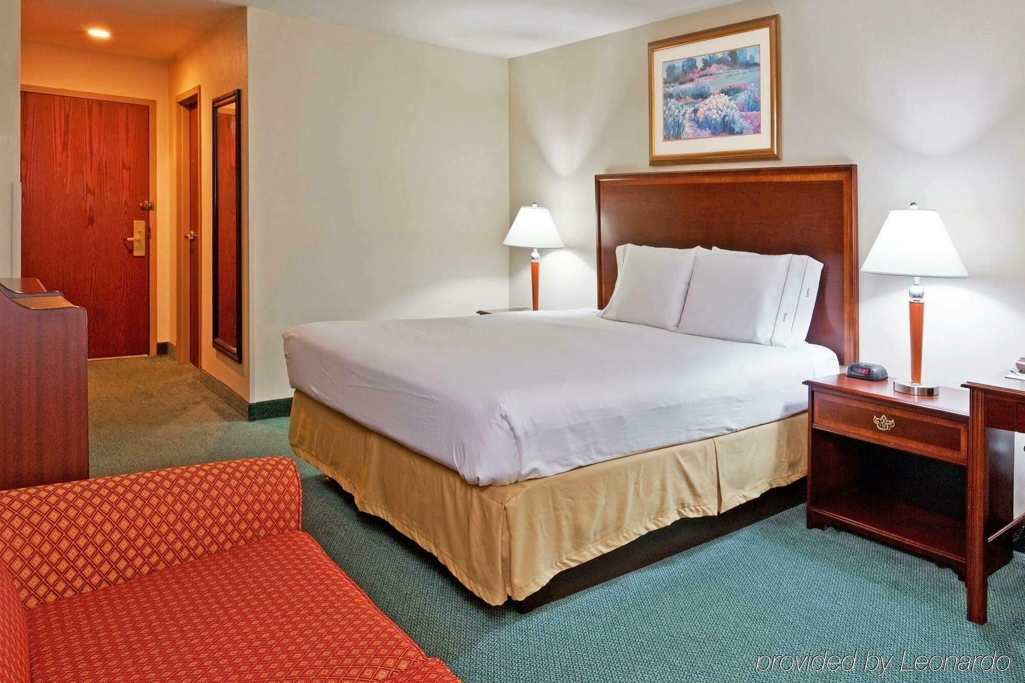 Holiday Inn Express Birch Run-Frankenmuth Area By Ihg Ngoại thất bức ảnh