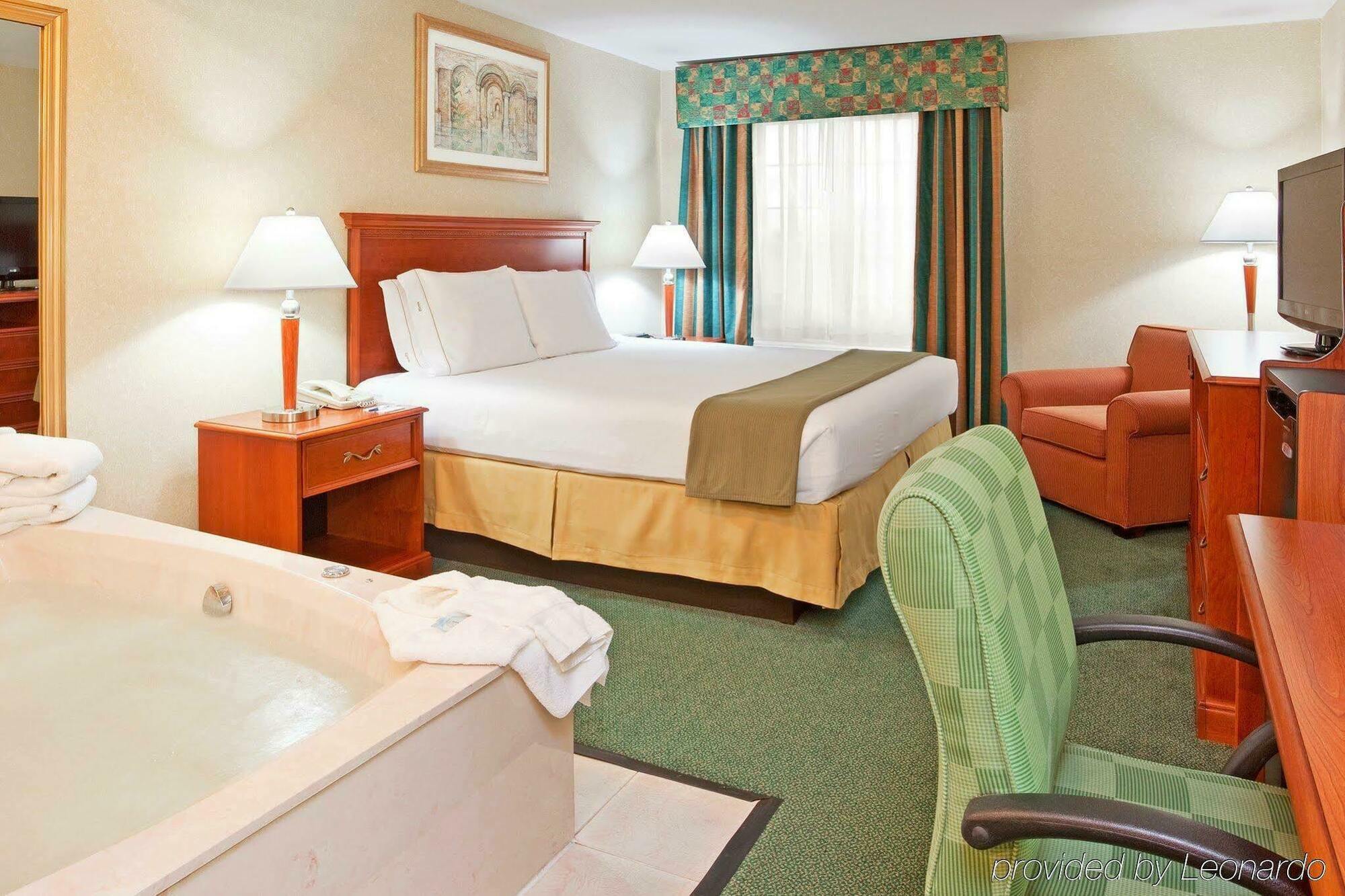 Holiday Inn Express Birch Run-Frankenmuth Area By Ihg Ngoại thất bức ảnh